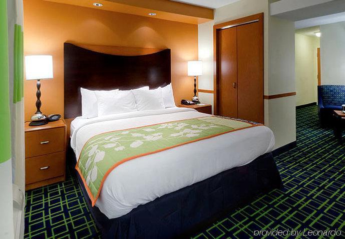 Fairfield Inn & Suites By Marriott Matthews Charlotte Rom bilde